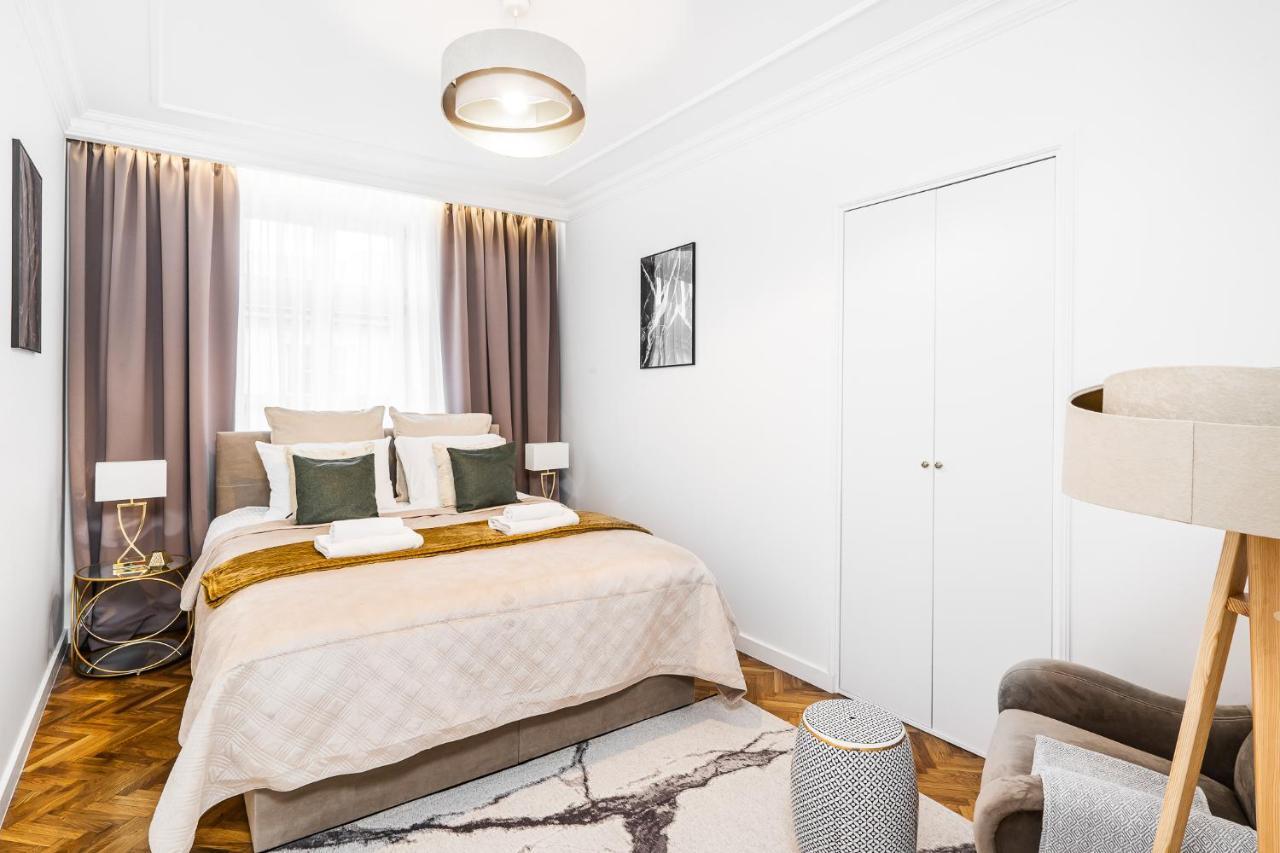 Main Square Apartments - Loftaffair Krakow Luaran gambar