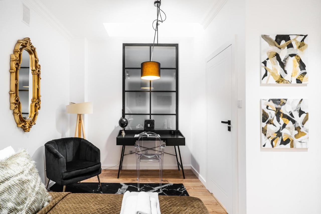 Main Square Apartments - Loftaffair Krakow Luaran gambar
