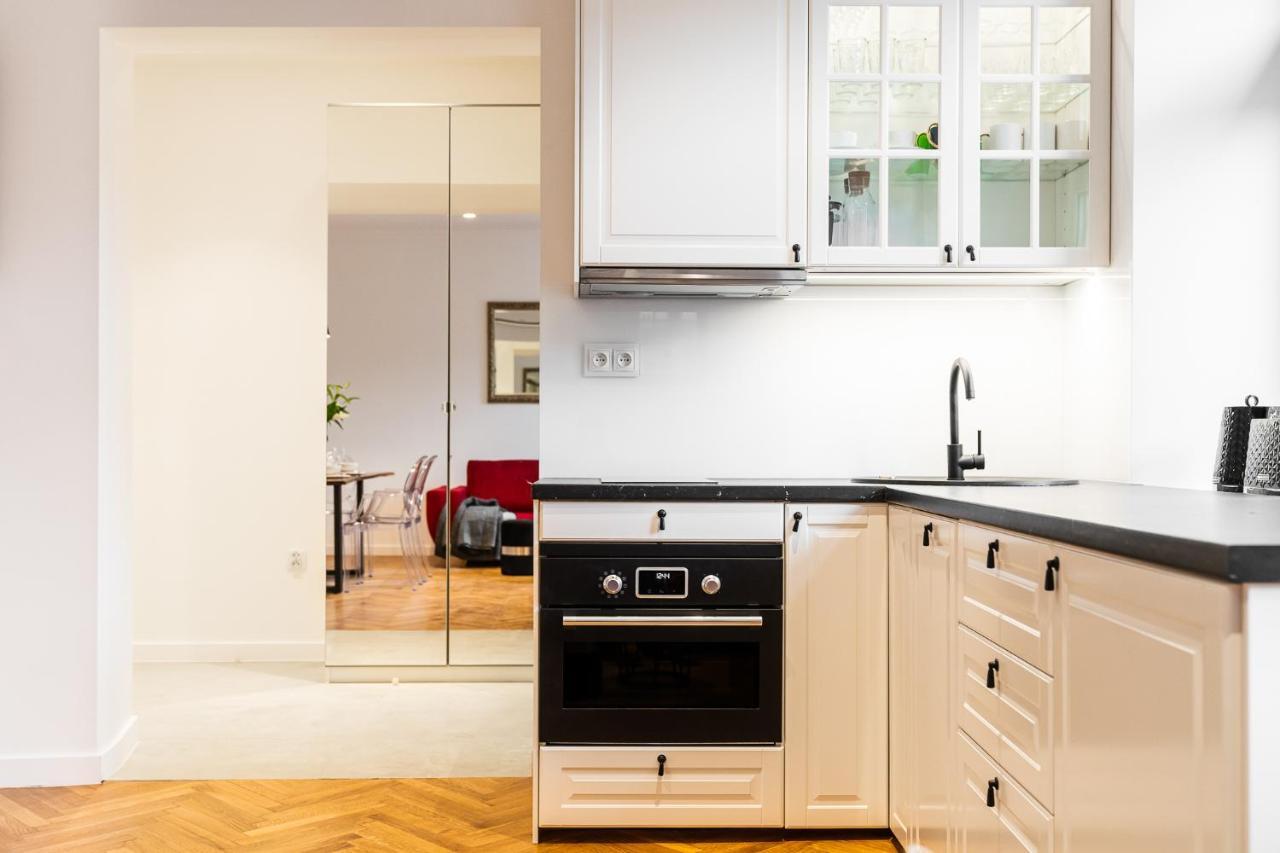 Main Square Apartments - Loftaffair Krakow Luaran gambar